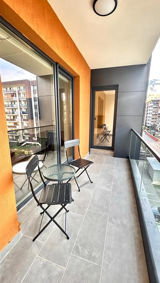 Apartament cu 2 camere decomandat în Berceni