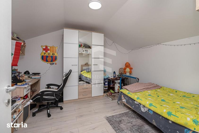 Casă cu 5 camere cu Teren 800 Mp în Snagov