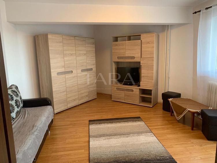 Garsonieră decomandată, mobilată în Mărăști