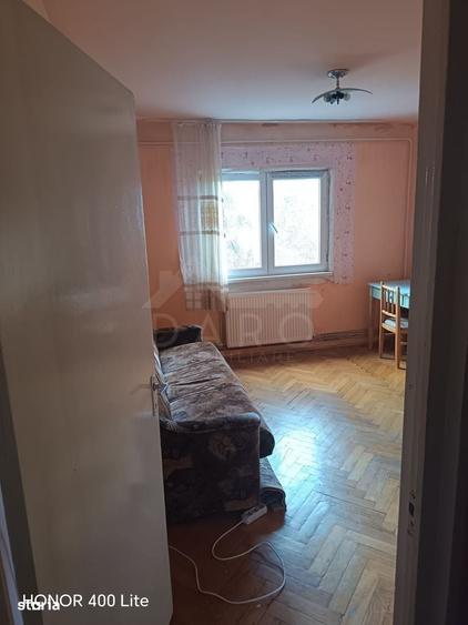Apartament cu 3 camere în Tudor