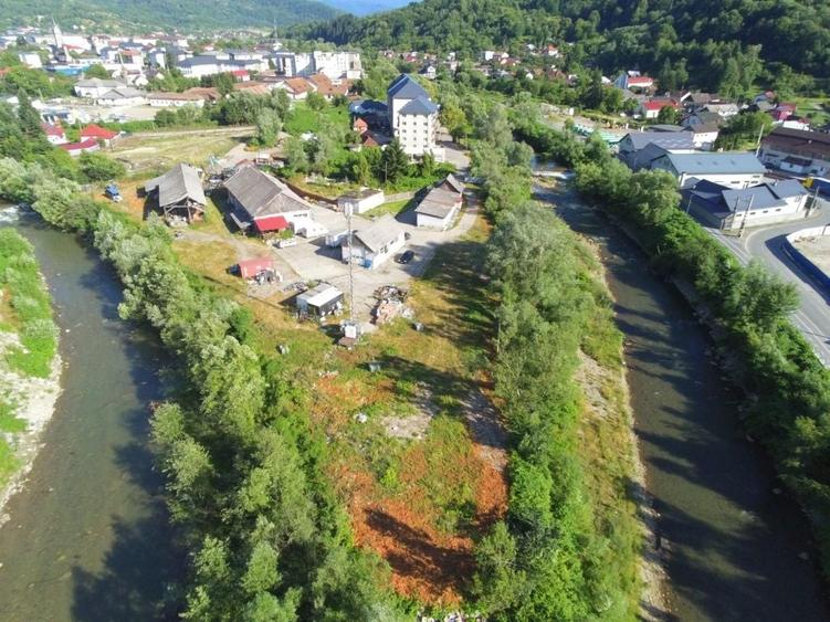 Spațiu comercial, în Central