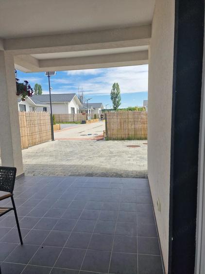 Casă cu Teren 3000 Mp în Ciolpani