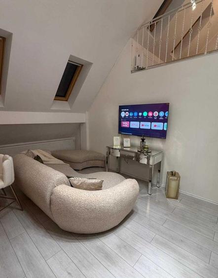 Apartament cu 3 camere, mobilat în 13 Decembrie