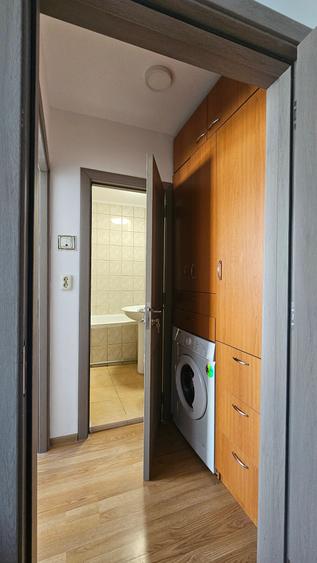 Apartament cu 2 camere semidecomandat în Lacul Tei