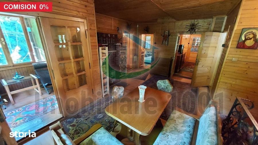 Casă cu 6 camere cu Teren 945 Mp în Firiza