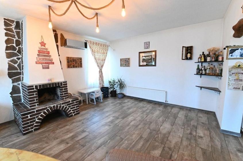 Doua case de vanzare in Carcea | 1.066 mp teren | 0% Comision - 6