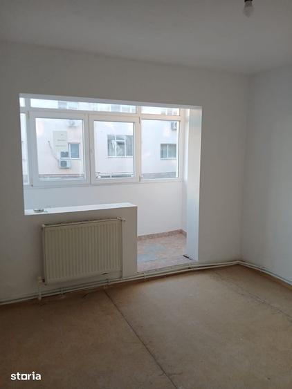 Apartament cu 4 camere în Central