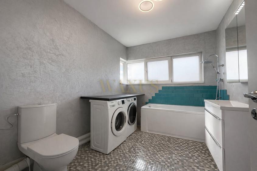 Duplex cu 5 camere cu Canalizare în Florești