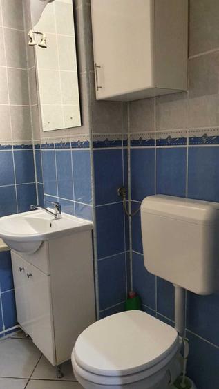 Garsonieră decomandată în Drumul Carului