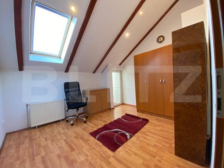 Apartament cu 3 camere semidecomandat, mobilat în Mănăștur
