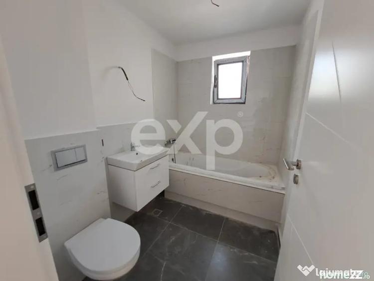 Apartament cu 3 camere decomandat în Trivale
