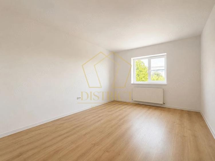 Spațiu comercial, de 470 mp, în Moșnița Nouă