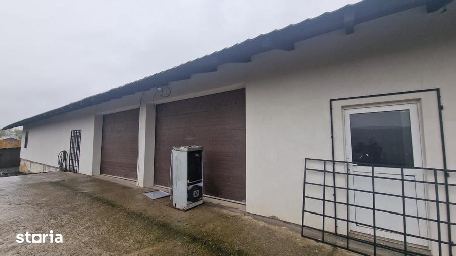 Spațiu comercial, de 360 mp, în Central