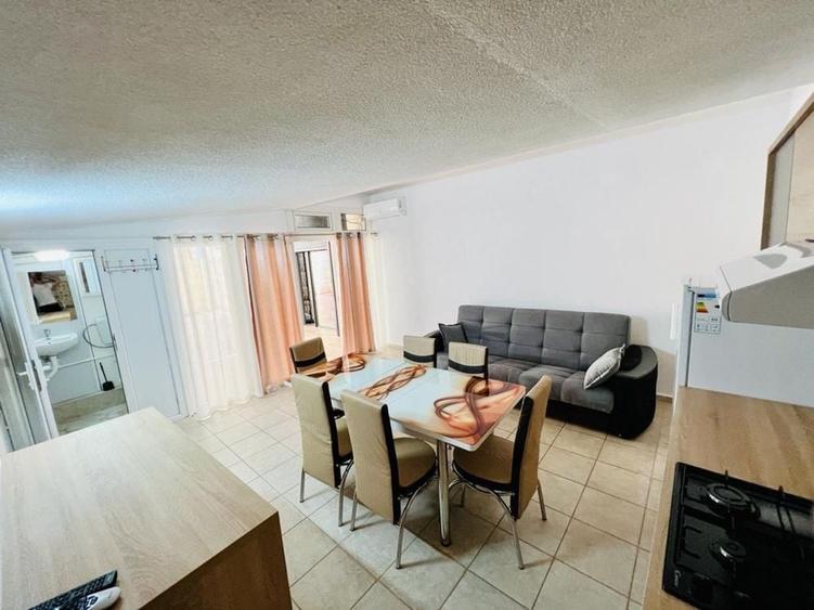Apartament cu 2 camere nedecomandat în Central
