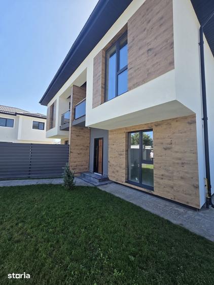 Casă cu 4 camere cu Teren 270 Mp în Central
