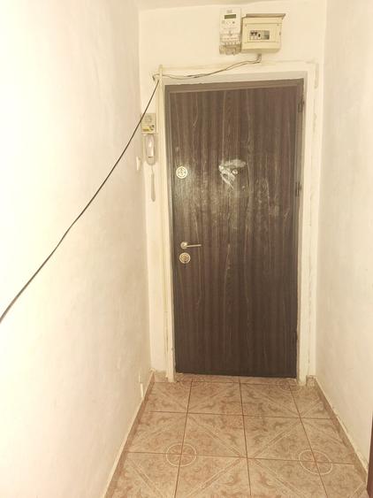 Apartament cu 2 camere decomandat în Colentina