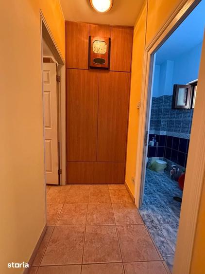 Casă cu 7 camere cu Teren 333 Mp în Tomis II