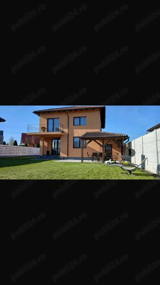 Casă cu 4 camere cu Teren 700 Mp în Sânpetru