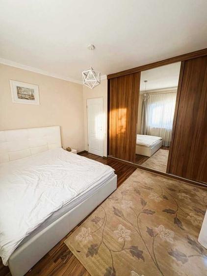 Casă cu 4 camere cu Teren 150 Mp în Florești