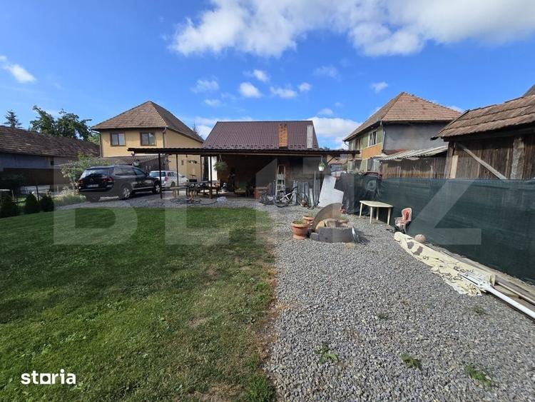 Casă cu 4 camere cu Teren 800 Mp în Pănet