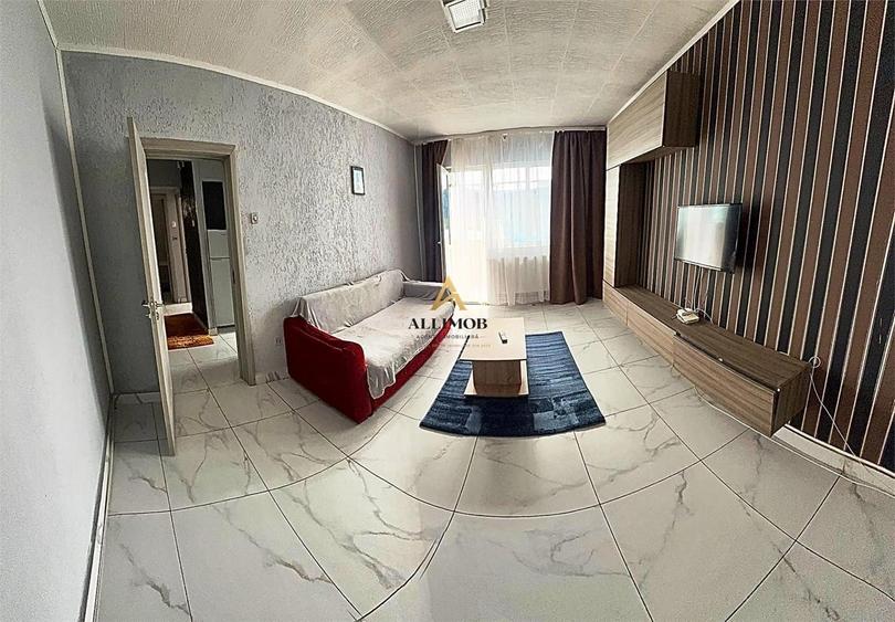 Apartament cu 3 camere decomandat în Central