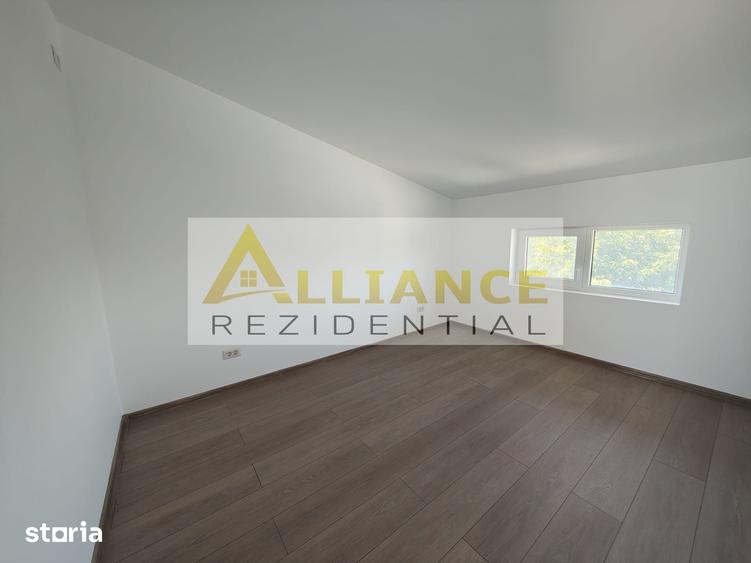 Casă cu 4 camere cu Teren 250 Mp în Grivița