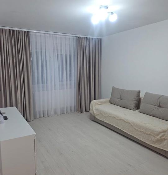 Apartament cu 2 camere decomandat, mobilat în Nicolina