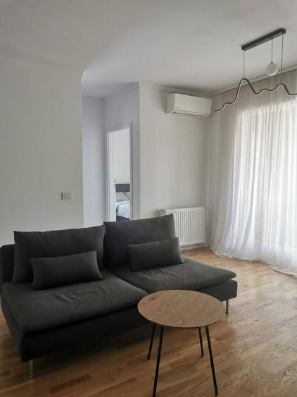 Apartament cu 2 camere semidecomandat, mobilat în Bucureștii Noi