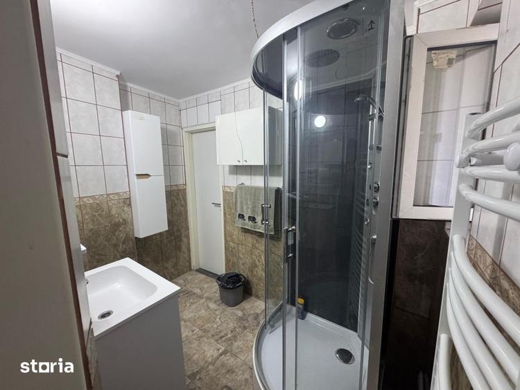 Apartament cu 3 camere, mobilat în Centrul Civic