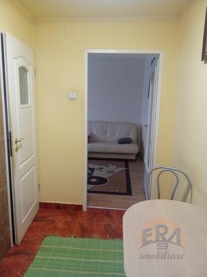 Apartament cu 2 camere semidecomandat, mobilat în Cantemir
