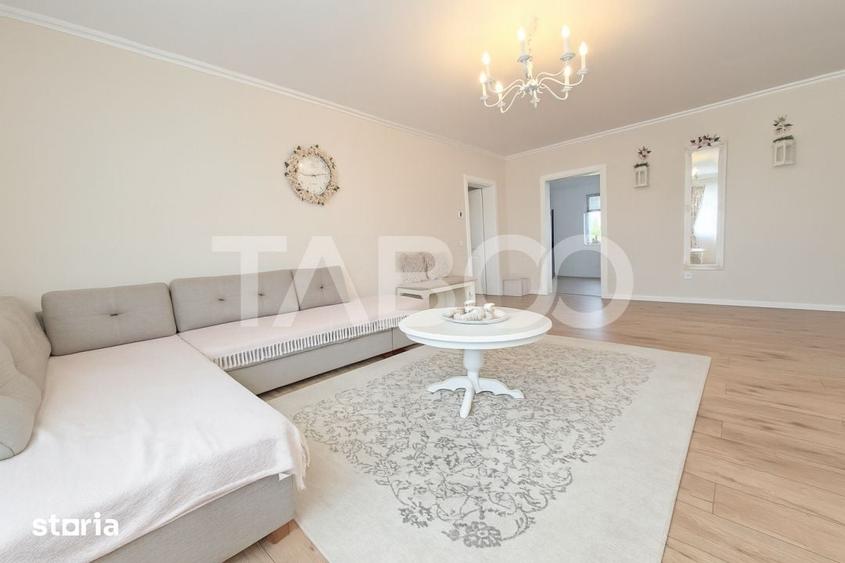 Casă cu 3 camere cu Teren 695 Mp în Central
