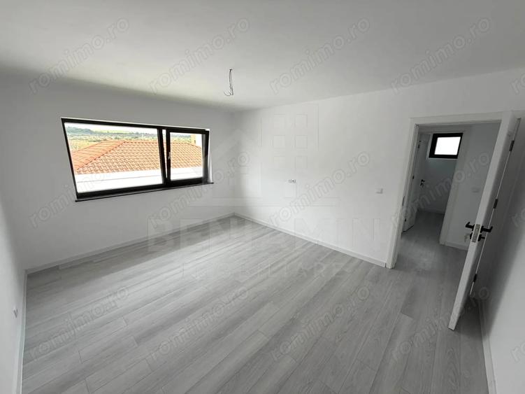Casă cu 1 camere cu Teren 301 Mp în Cârcea