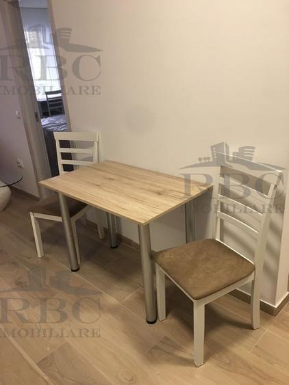 Apartament cu 2 camere decomandat, mobilat în Mărăști