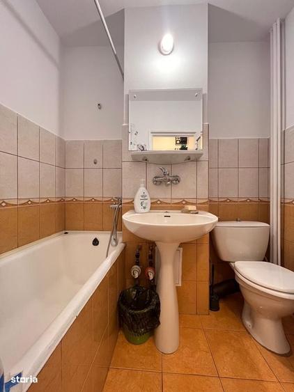 Apartament tip C, decomandat, o camera et.2 Central, zona Piata Mare - 2