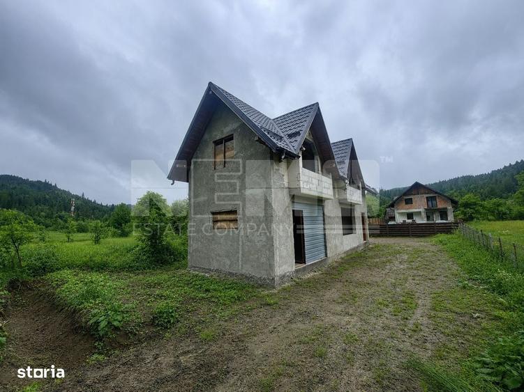 Casă cu 2 camere cu Teren 1200 Mp în Central