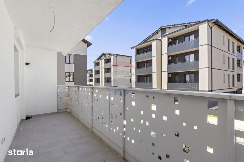 Apartament cu 3 camere decomandat în Moșnița Nouă