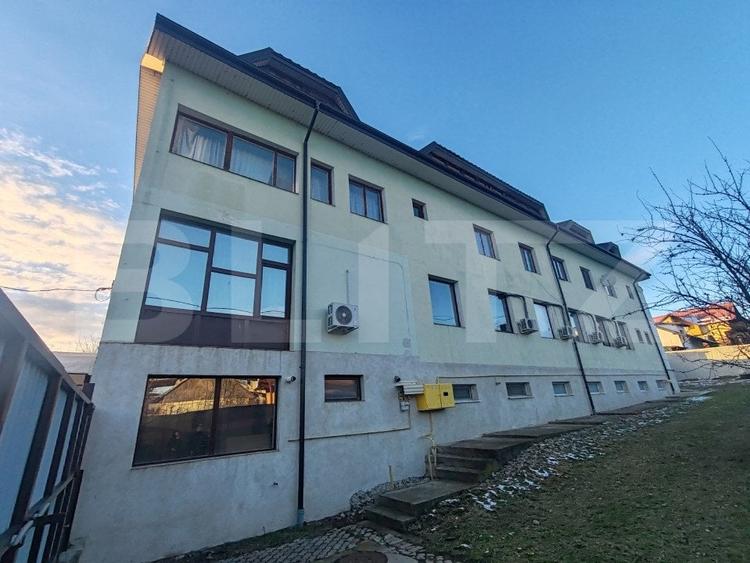 Casă individuală cu 15 camere cu Canalizare în Burdujeni