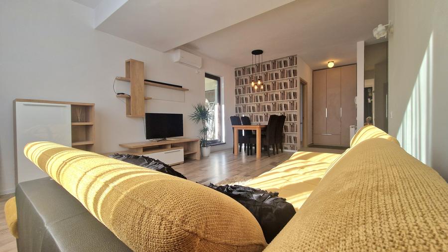 Apartament cu 2 camere semidecomandat, mobilat în Crângași