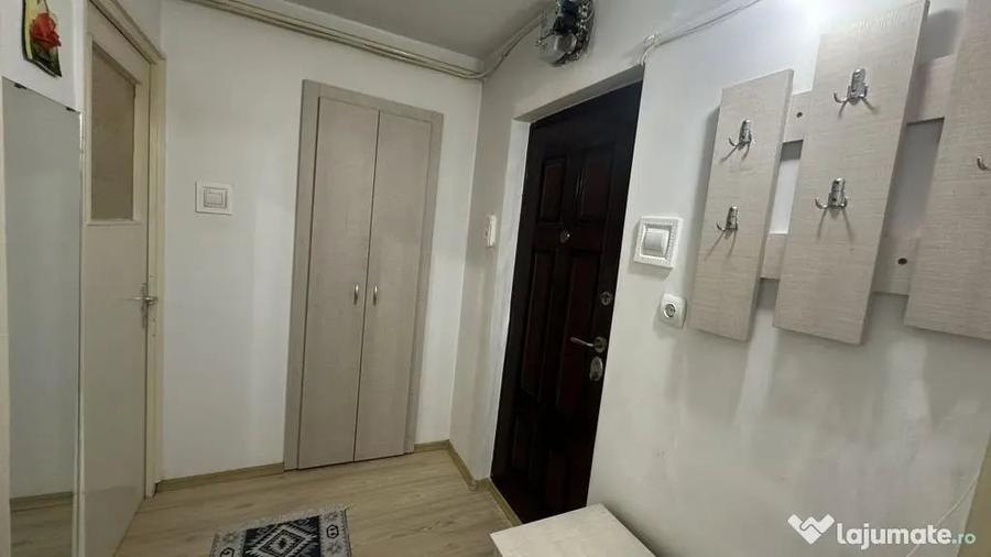 Garsonieră decomandată în Găvana