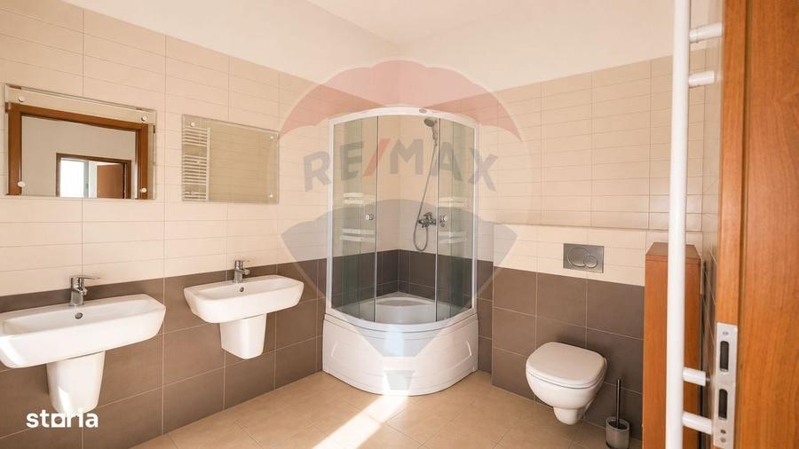 Spațiu comercial, de 92 mp, în Central