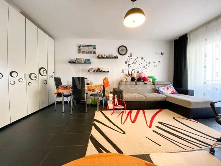 Apartament cu 2 camere semidecomandat în Florești — fotografia 1