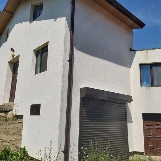 Casă cu 5 camere cu Teren 700 Mp în Miroslava