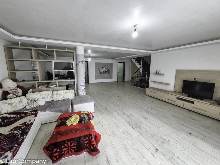 Casă cu Teren 550 Mp în Bascov