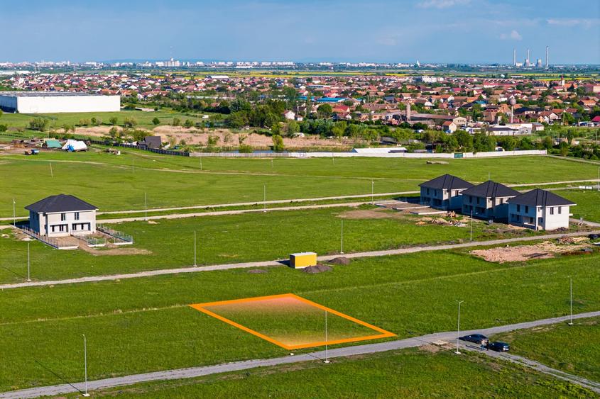 Teren Construcții intravilan de 806 mp, în Săcălaz