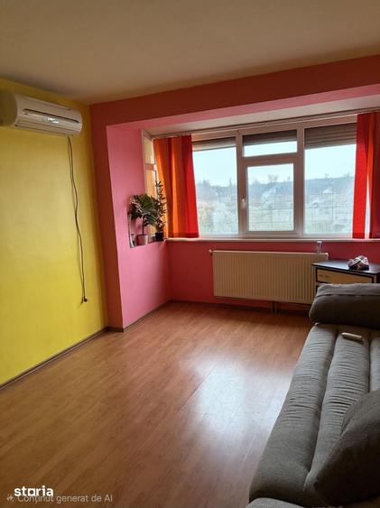 Apartament cu 2 camere semidecomandat în Independenței