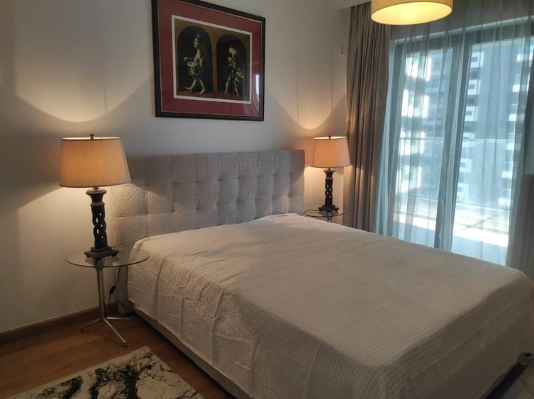 Apartament cu 3 camere semidecomandat în Aviației