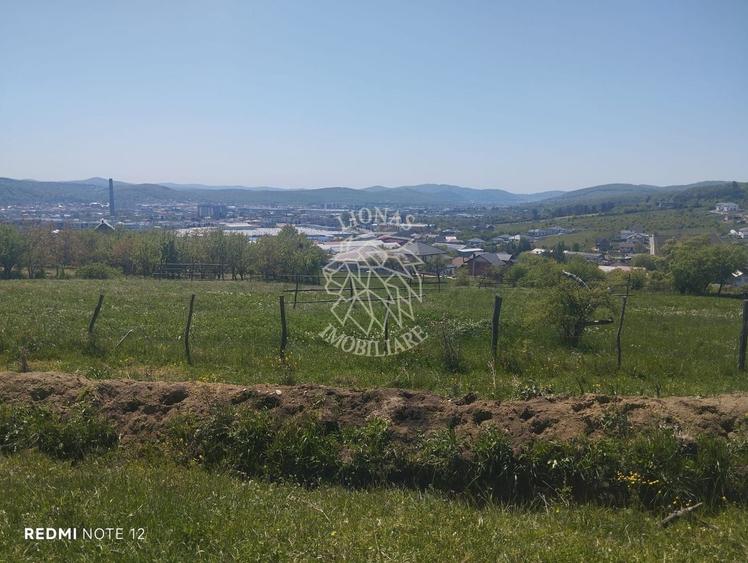 Teren agricol extravilan de 4400 mp, în Cetății