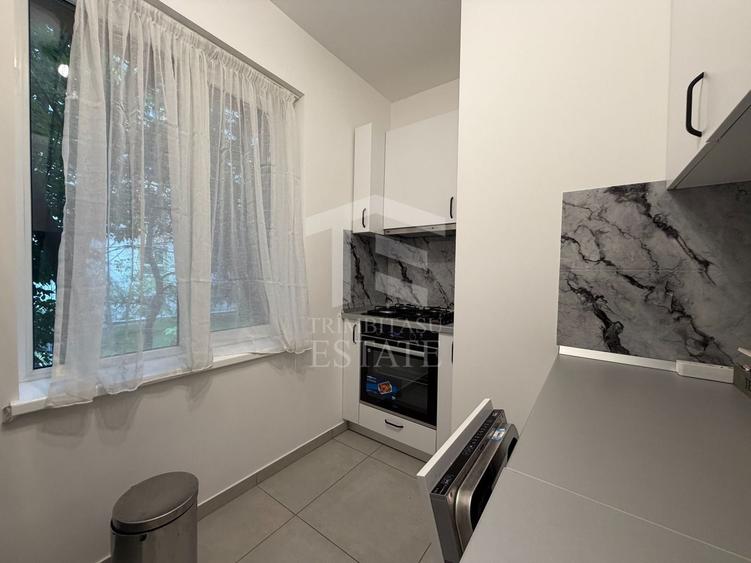 Apartament cu 3 camere decomandat, mobilat în Floreasca
