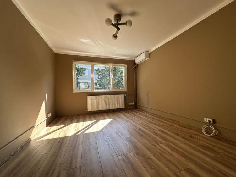 COMPLEX STUDENTESC - AP 1 CAMERA - renovat complet, etaj int - 1