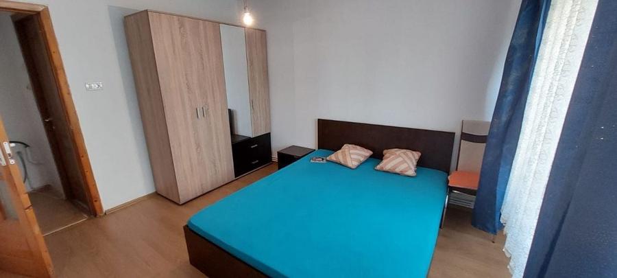 Apartament cu 4 camere decomandat în Chișoda